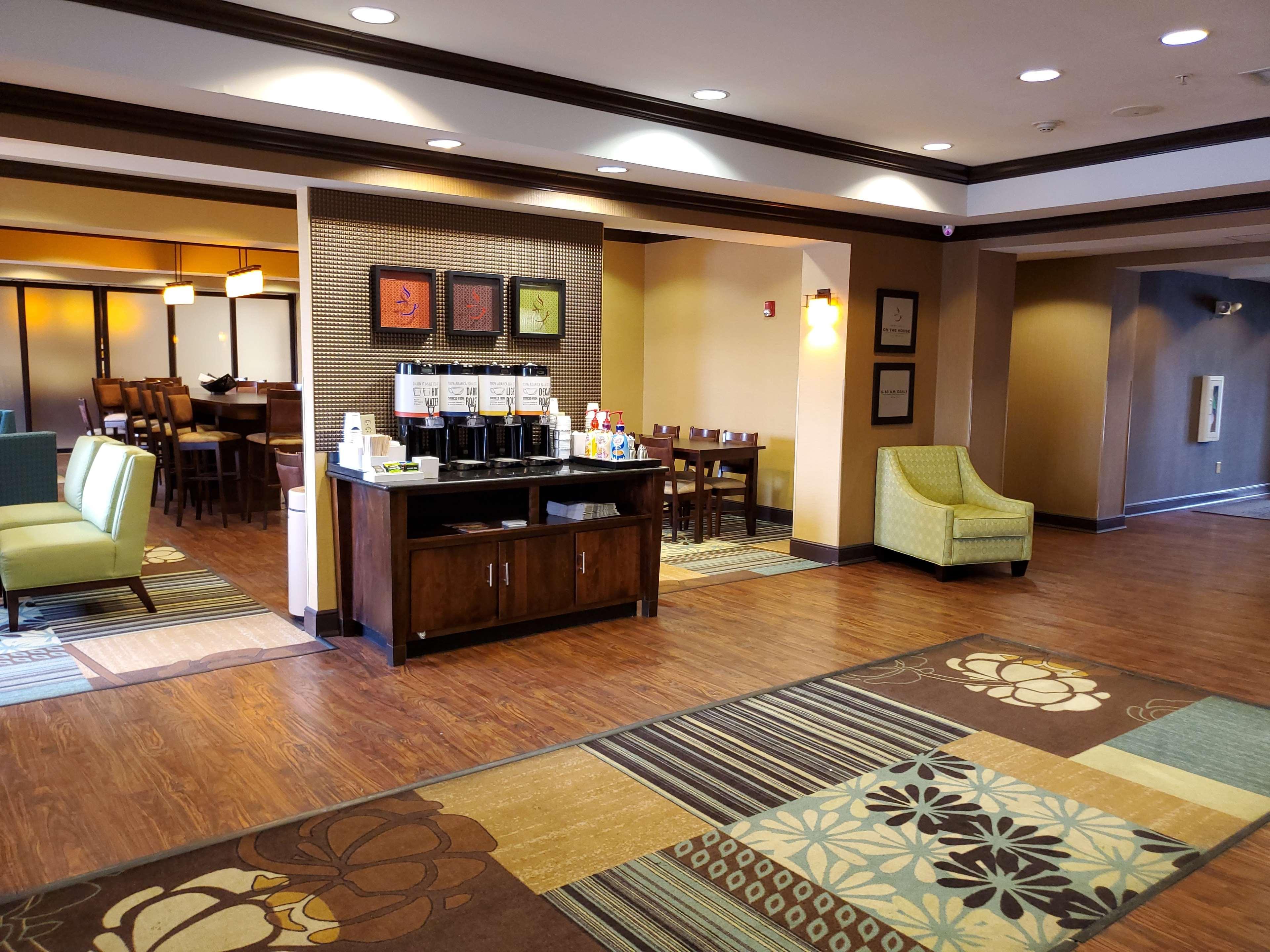 Hampton Inn Stow Buitenkant foto