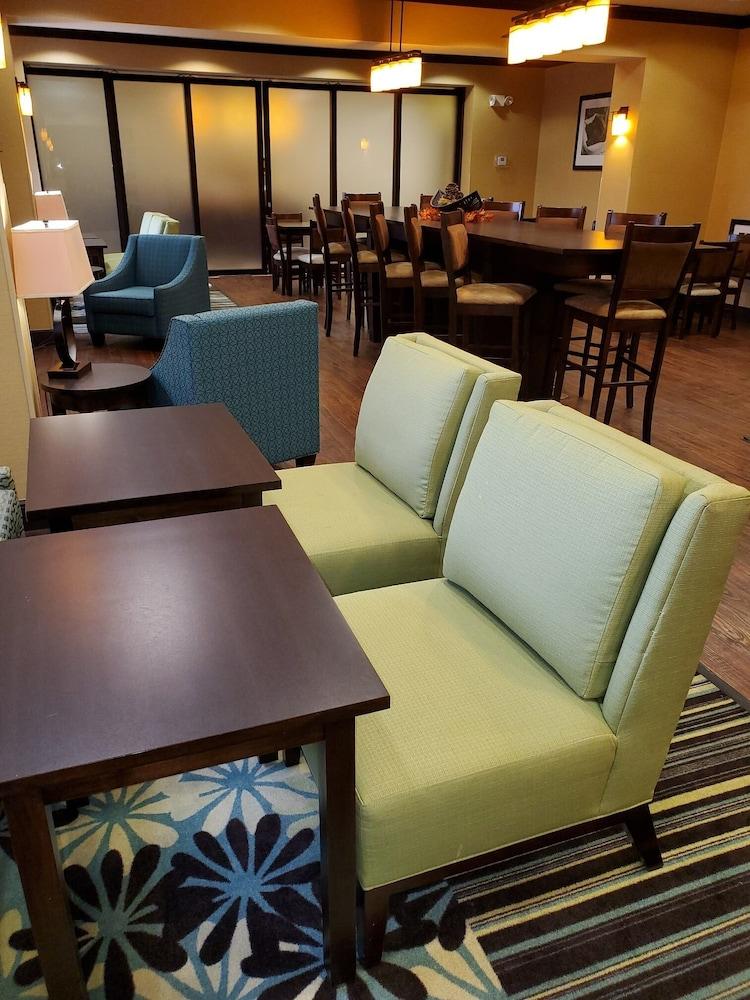 Hampton Inn Stow Buitenkant foto