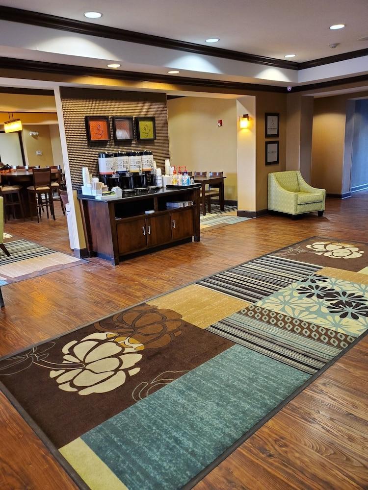 Hampton Inn Stow Buitenkant foto