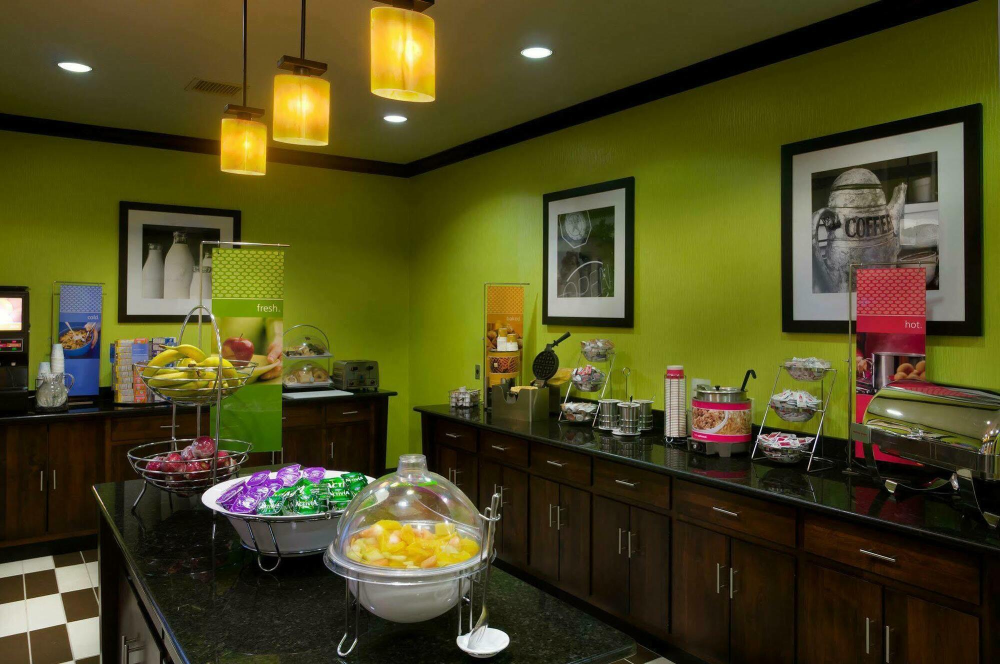 Hampton Inn Stow Buitenkant foto