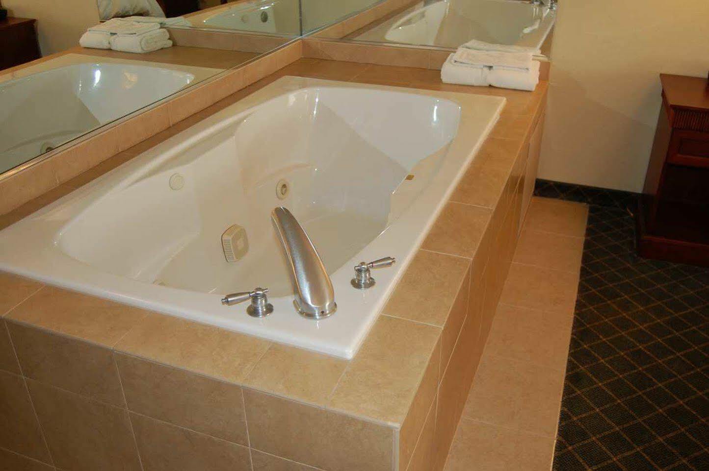 Hampton Inn Stow Buitenkant foto